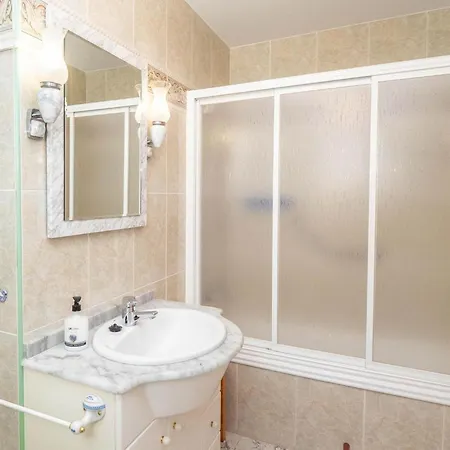 Penthouse In With Private Terrace Διαμέρισμα